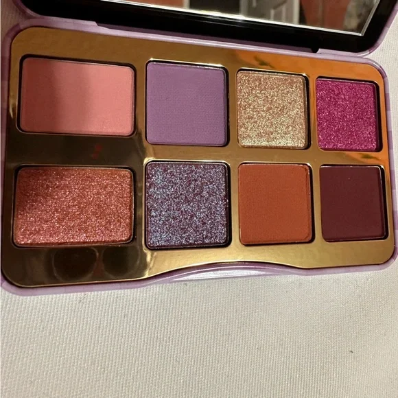 Too Faced That’s My Jam eyeshadow palette - Picture 2 of 3